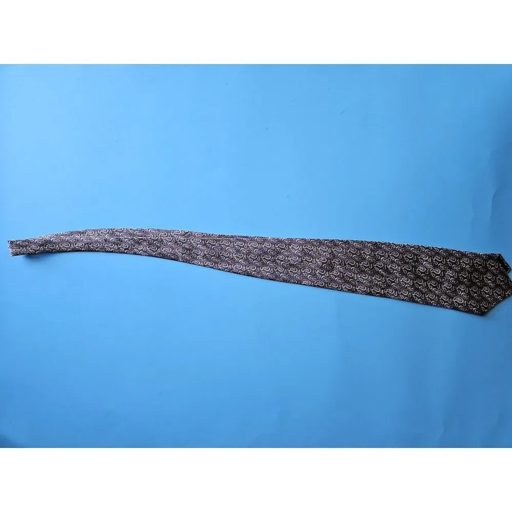 Status Silk Tie With Lilac Paisly‎ Design